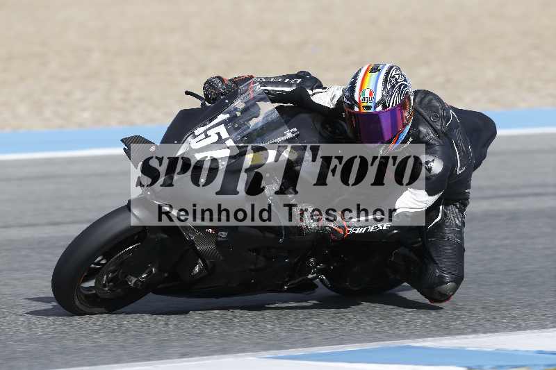 /01 24.-27.01.2025 Moto Center Thun Jerez/schwarz-black/157